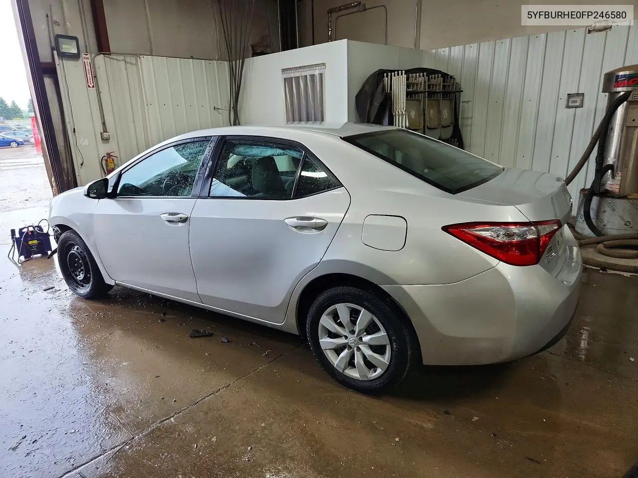 2015 Toyota Corolla Le VIN: 5YFBURHE0FP246580 Lot: 58278306