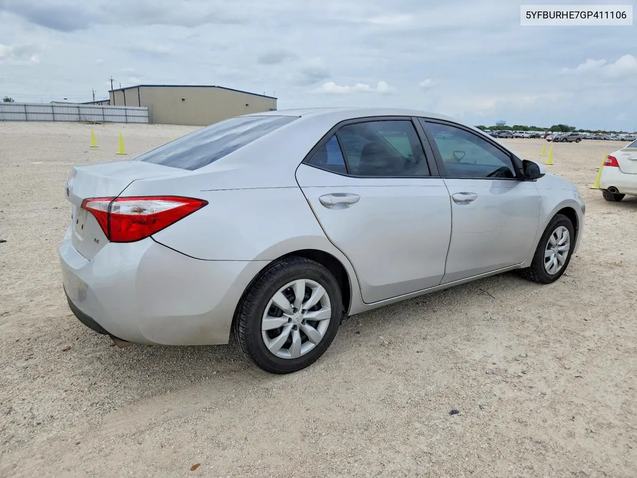 2016 Toyota Corolla Le VIN: 5YFBURHE7GP411106 Lot: 61081896