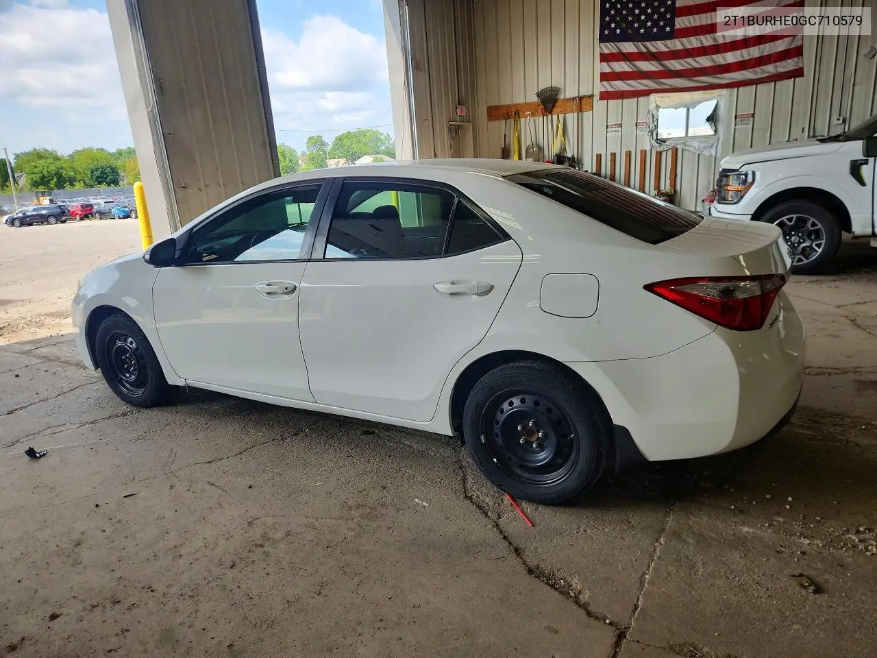 2016 Toyota Corolla Le VIN: 2T1BURHE0GC710579 Lot: 61679556