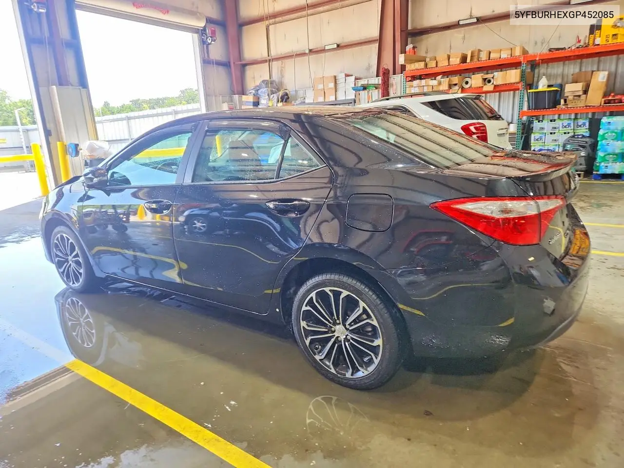 2016 Toyota Corolla S Plus VIN: 5YFBURHEXGP452085 Lot: 62140886