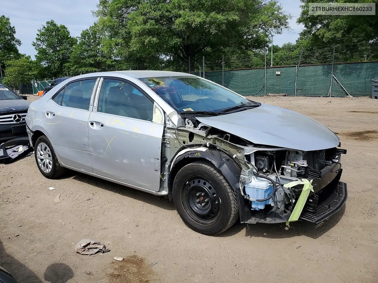 2T1BURHEXHC860233 2017 Toyota Corolla Le