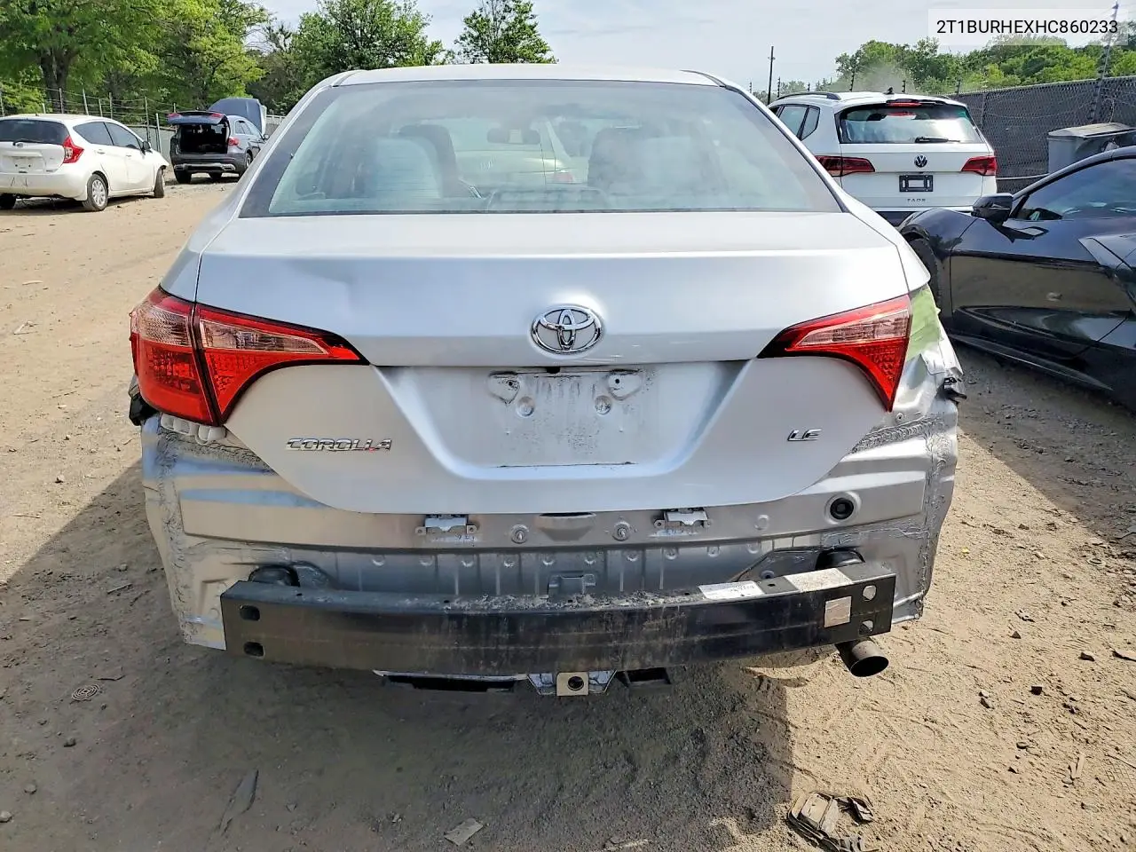 2T1BURHEXHC860233 2017 Toyota Corolla Le