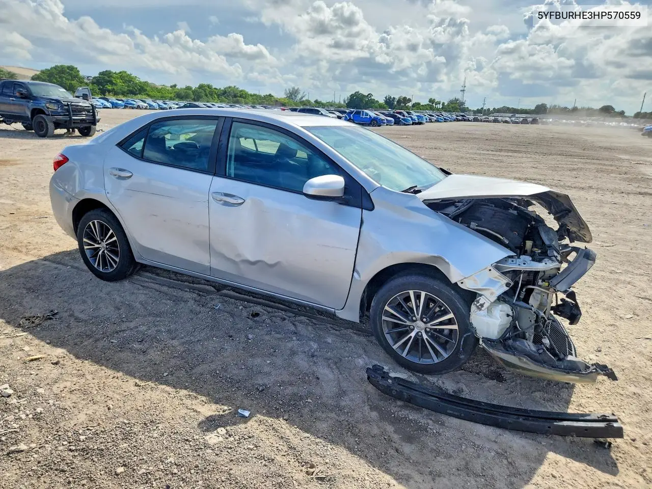 2017 Toyota Corolla Le VIN: 5YFBURHE3HP570559 Lot: 59685776