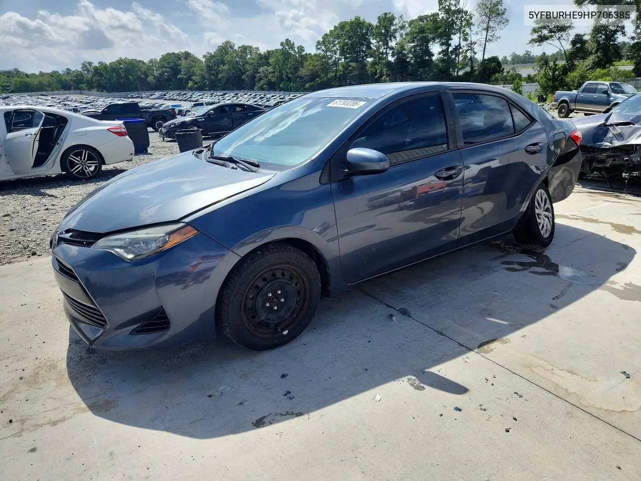 2017 Toyota Corolla Le VIN: 5YFBURHE9HP706385 Lot: 61793286