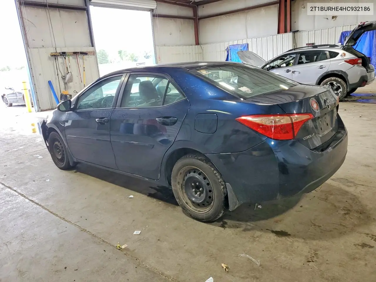 2017 Toyota Corolla Le VIN: 2T1BURHE4HC932186 Lot: 61942286