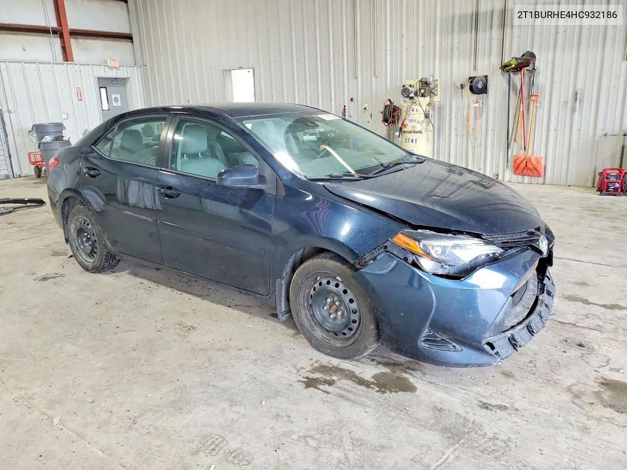 2017 Toyota Corolla Le VIN: 2T1BURHE4HC932186 Lot: 61942286