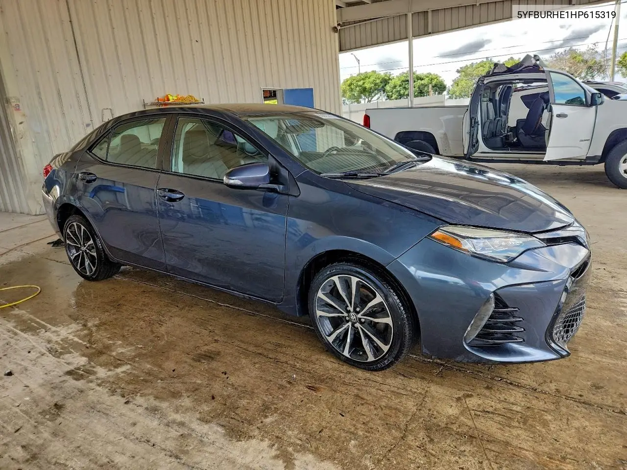 5YFBURHE1HP615319 2017 Toyota Corolla L