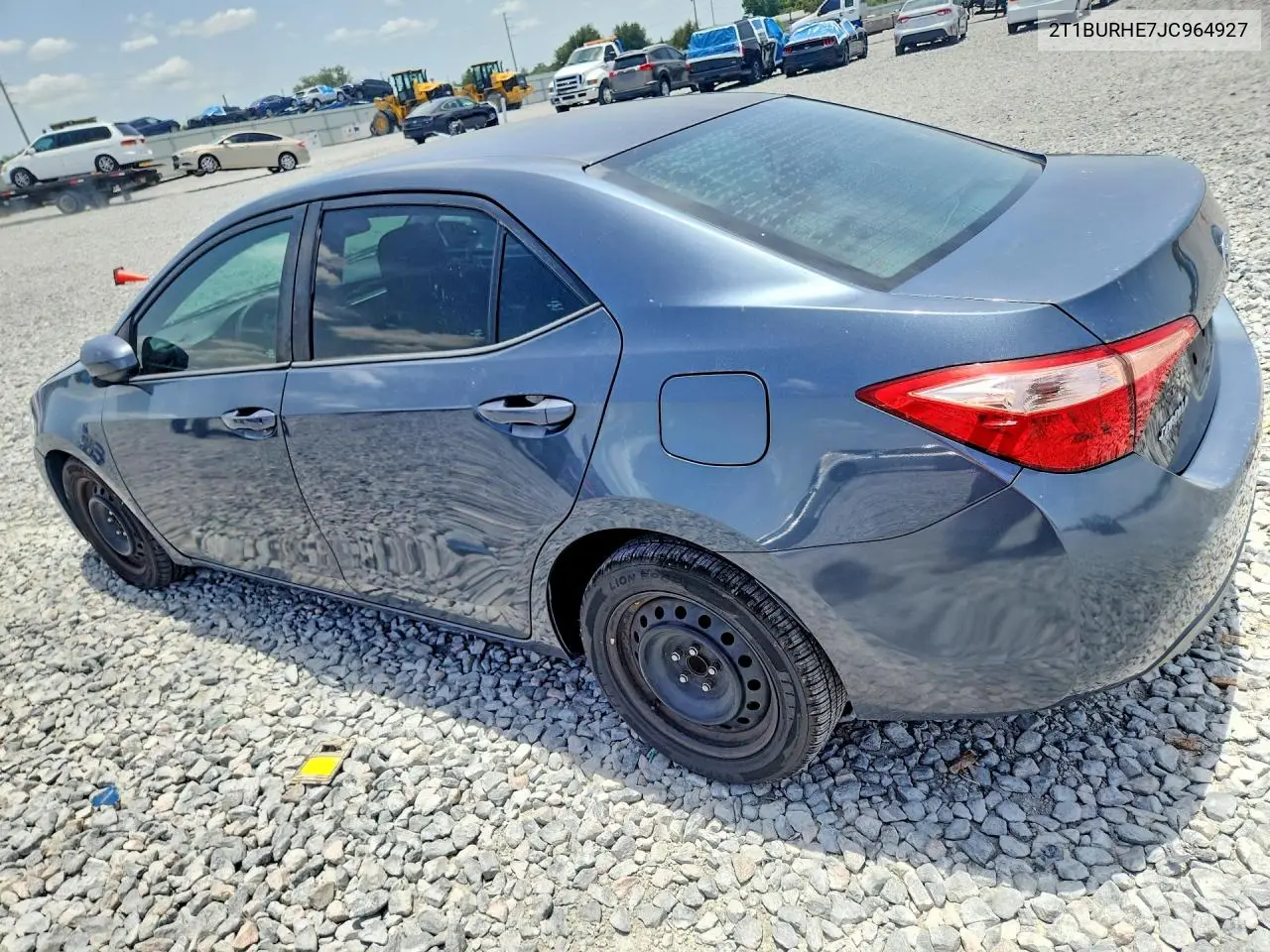 2018 Toyota Corolla Le VIN: 2T1BURHE7JC964927 Lot: 61194396