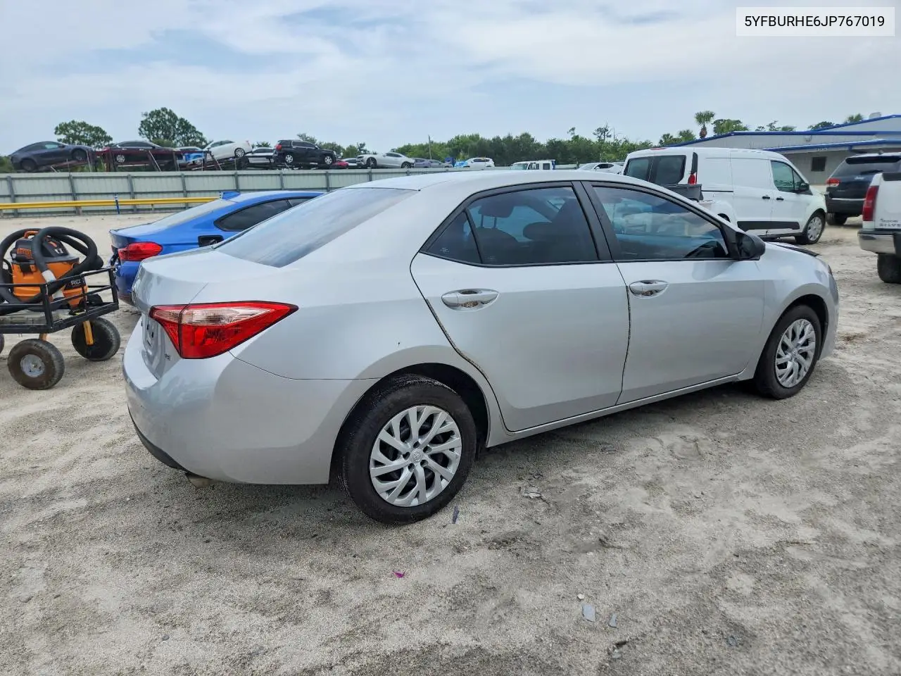 2018 Toyota Corolla Le VIN: 5YFBURHE6JP767019 Lot: 61740676