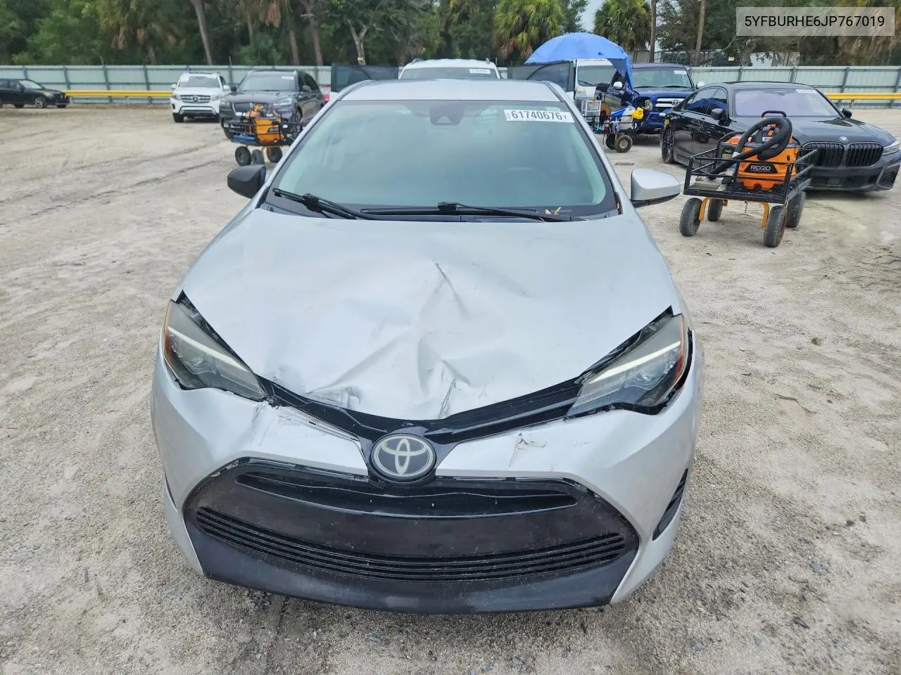 2018 Toyota Corolla Le VIN: 5YFBURHE6JP767019 Lot: 61740676
