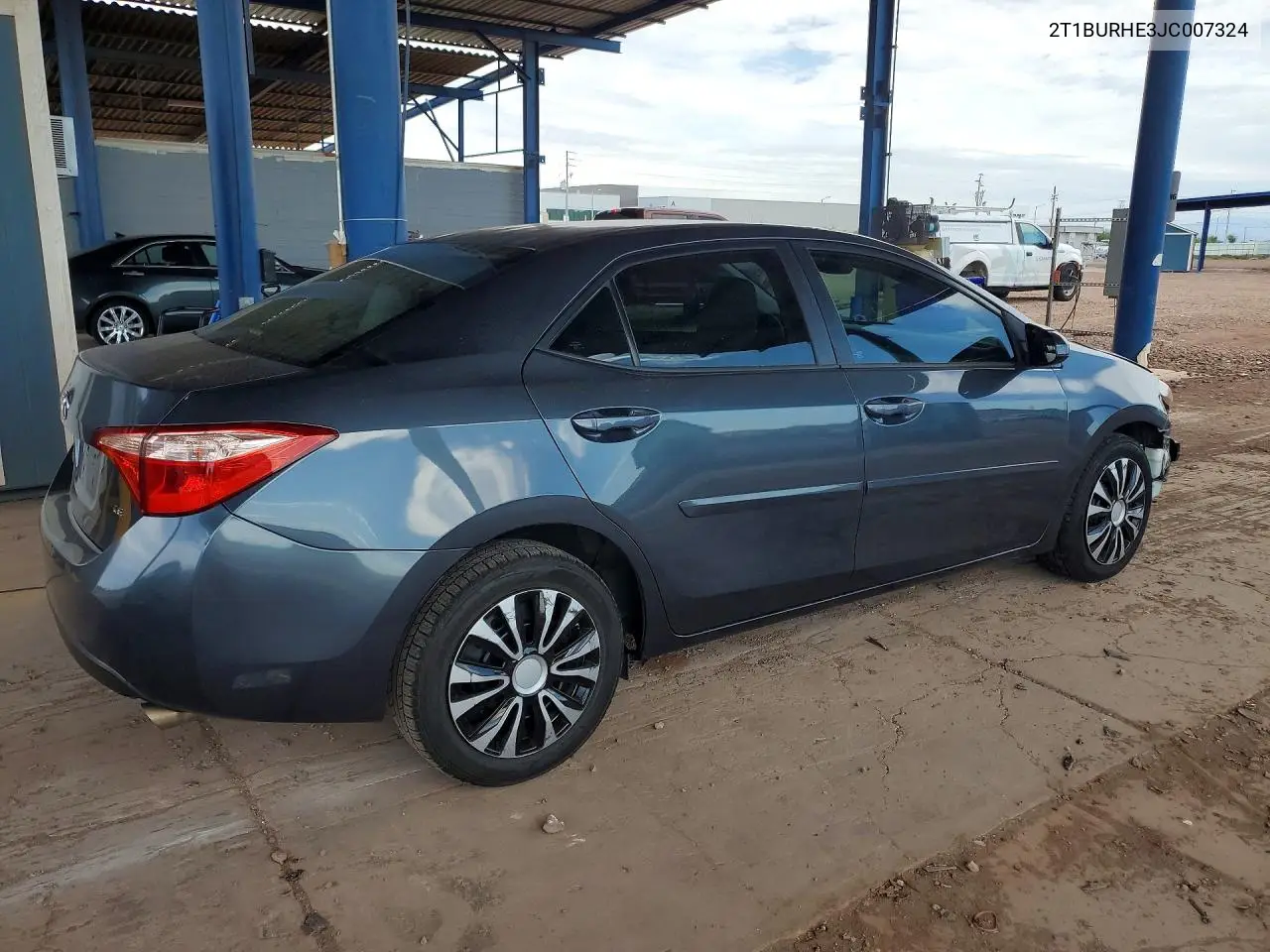 2018 Toyota Corolla Le VIN: 2T1BURHE3JC007324 Lot: 61743906