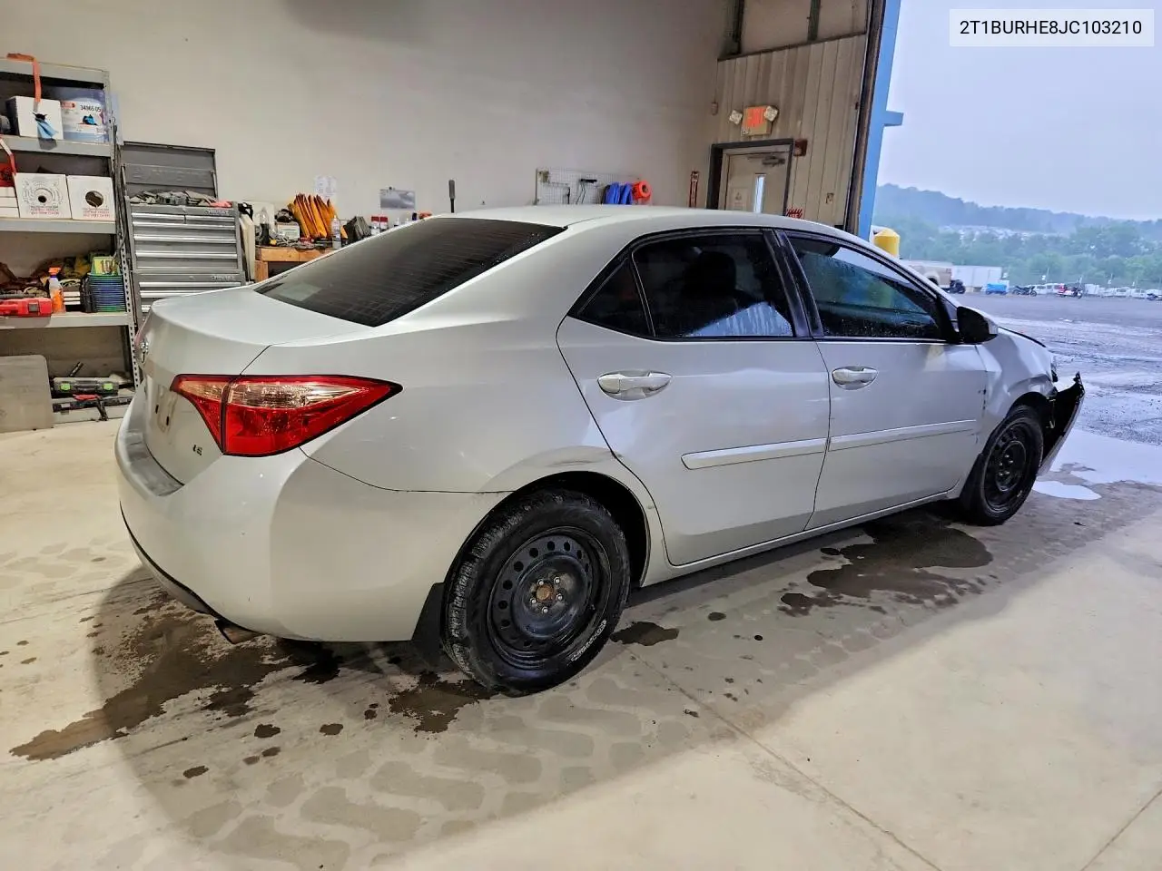 2018 Toyota Corolla Le VIN: 2T1BURHE8JC103210 Lot: 61913826