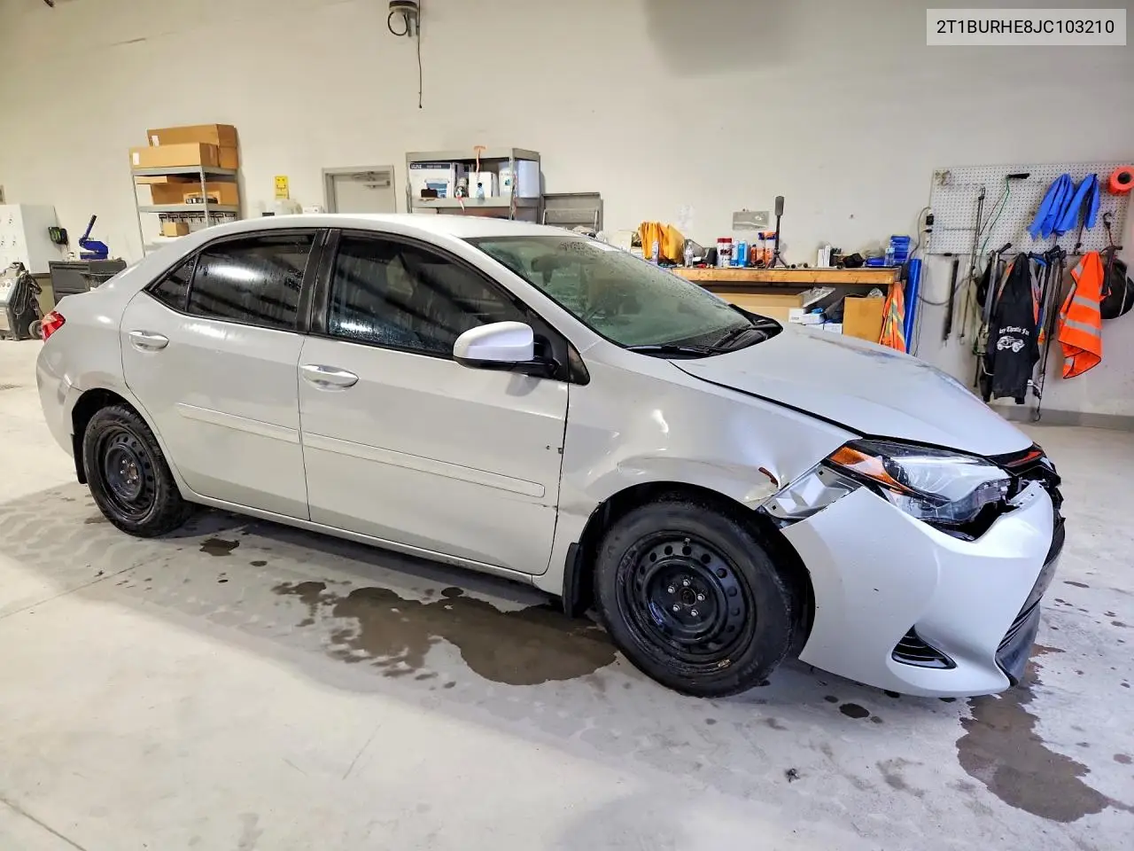 2018 Toyota Corolla Le VIN: 2T1BURHE8JC103210 Lot: 61913826