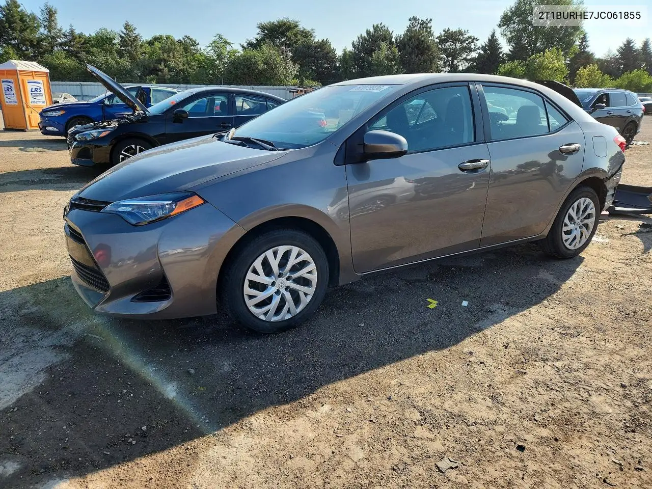 2018 Toyota Corolla Le VIN: 2T1BURHE7JC061855 Lot: 62079936