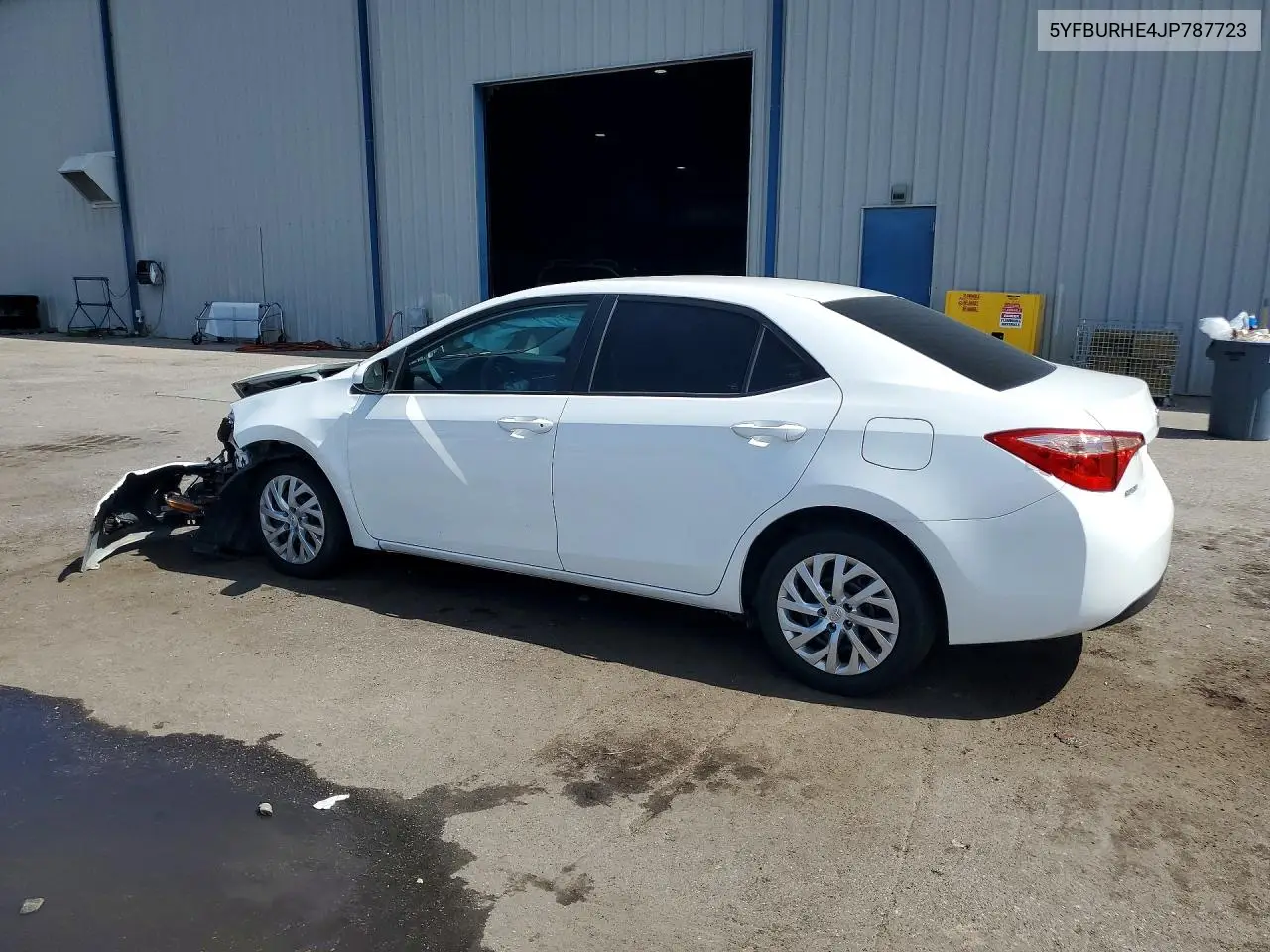 2018 Toyota Corolla Le VIN: 5YFBURHE4JP787723 Lot: 62258286