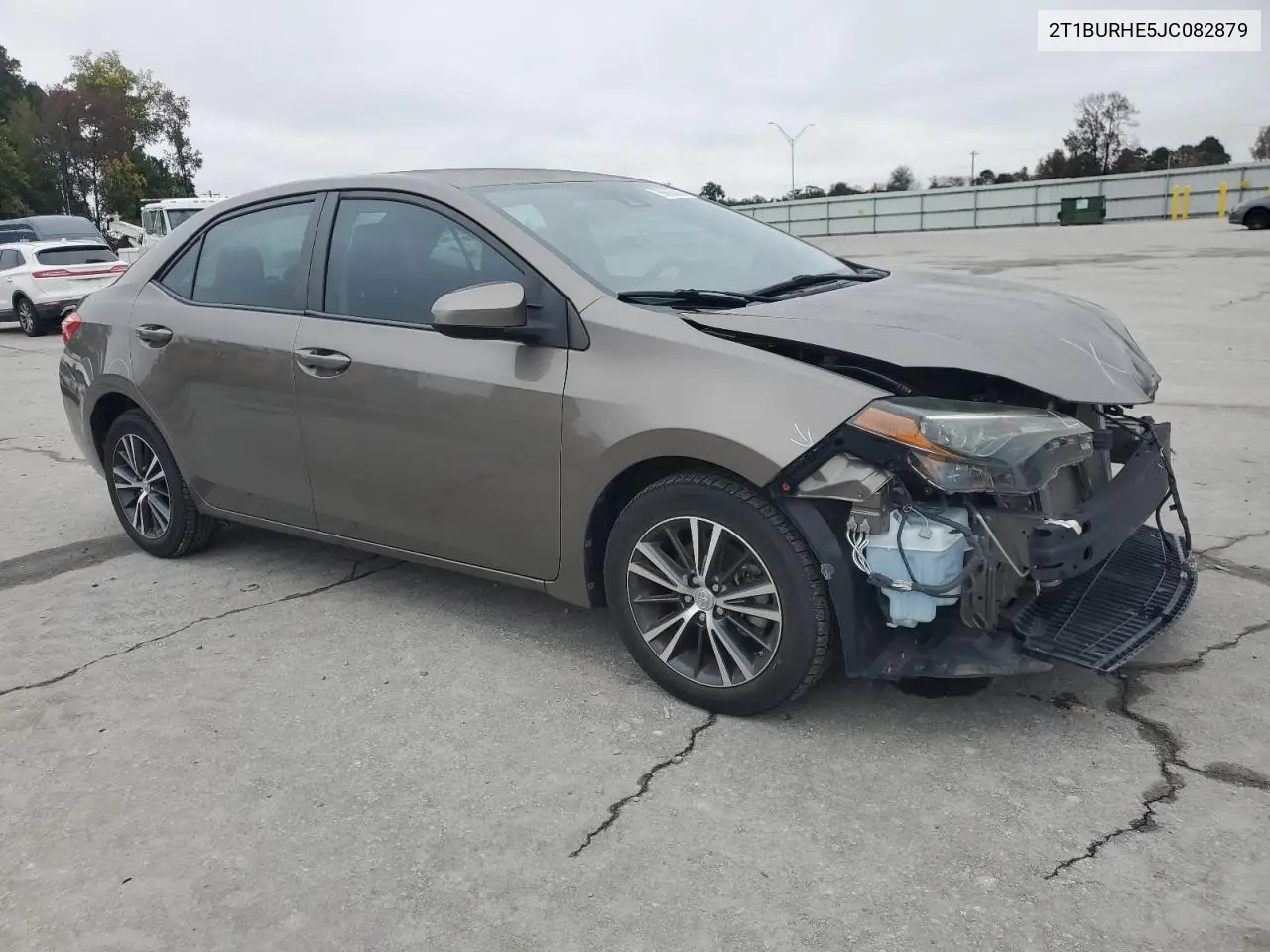 2T1BURHE5JC082879 2018 Toyota Corolla L