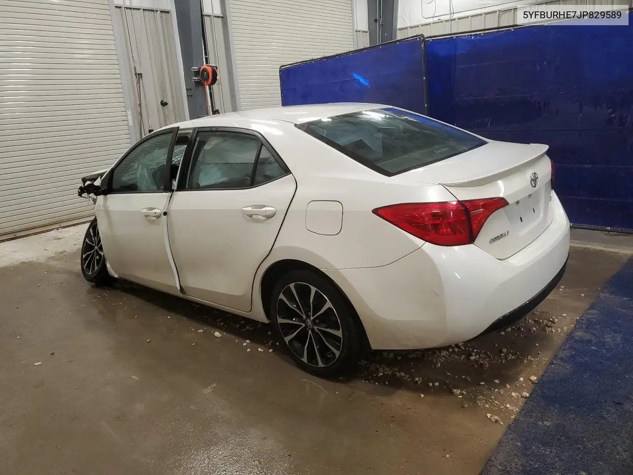 5YFBURHE7JP829589 2018 Toyota Corolla Se