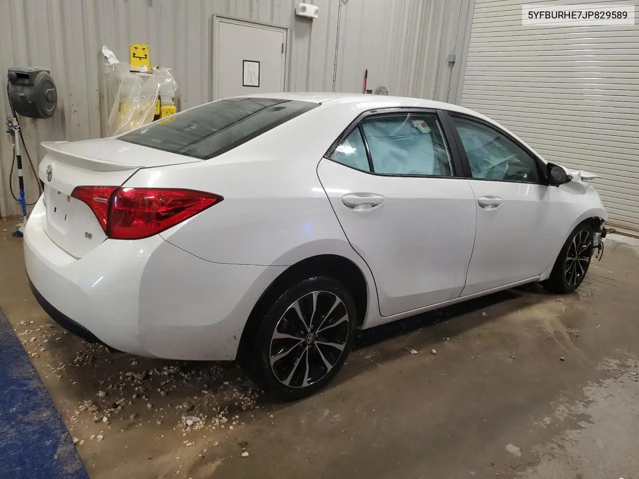 5YFBURHE7JP829589 2018 Toyota Corolla Se