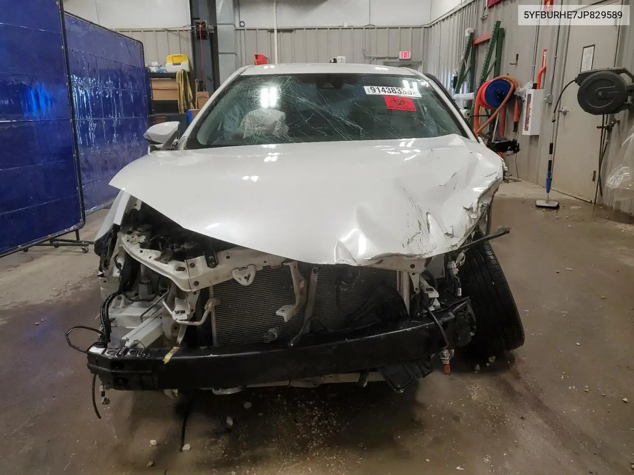 5YFBURHE7JP829589 2018 Toyota Corolla Se