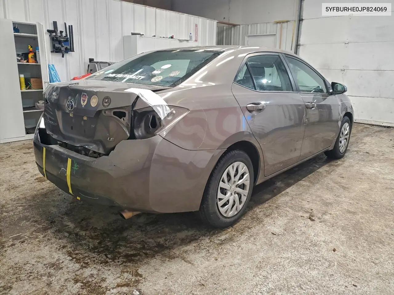5YFBURHE0JP824069 2018 Toyota Corolla L