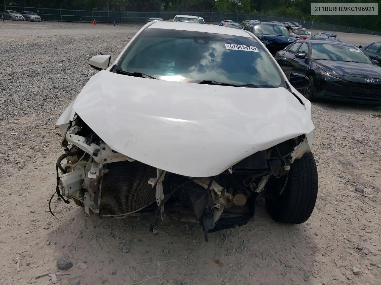 2019 Toyota Corolla Le VIN: 2T1BURHE9KC196921 Lot: 62043576