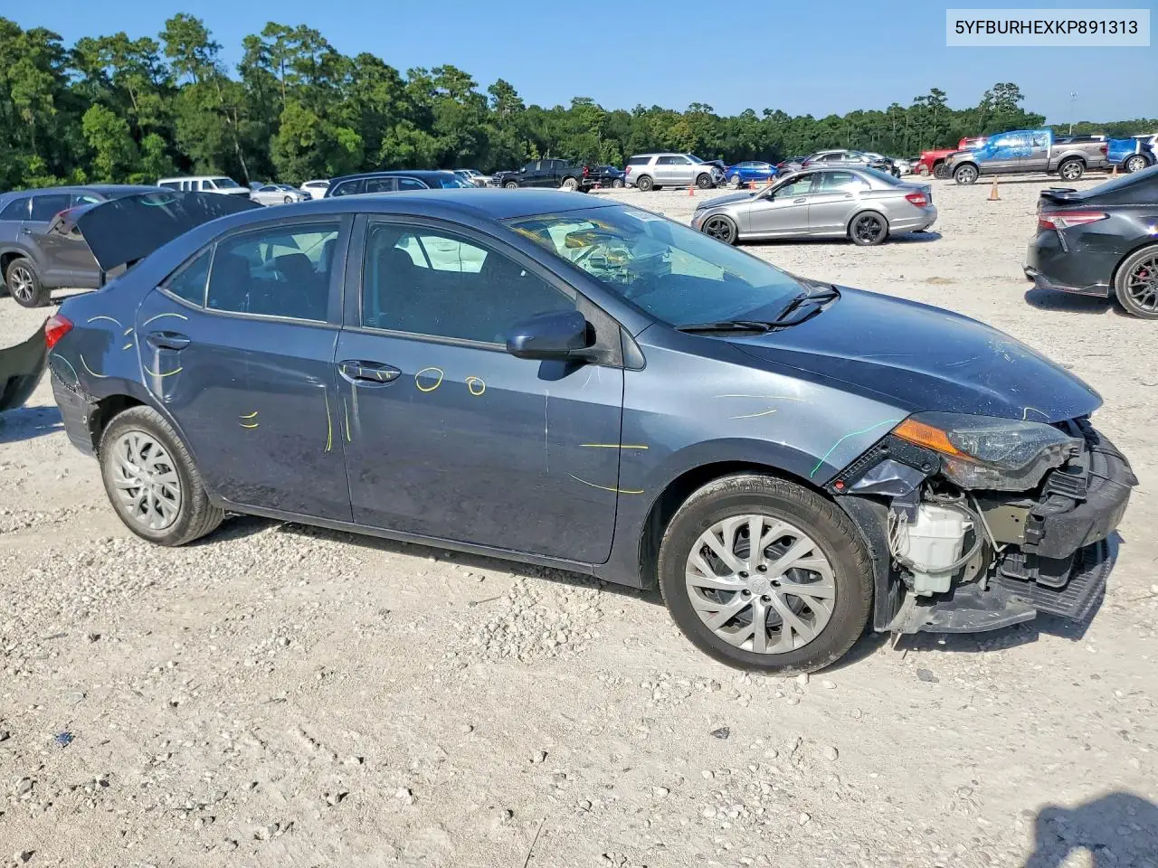 2019 Toyota Corolla Le VIN: 5YFBURHEXKP891313 Lot: 62051616