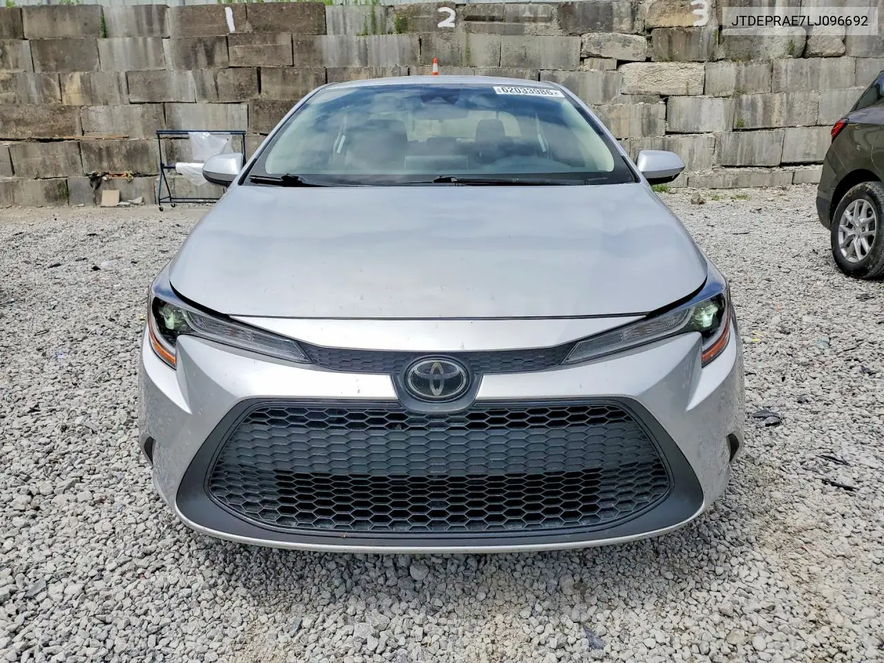 2020 Toyota Corolla Le VIN: JTDEPRAE7LJ096692 Lot: 62033986