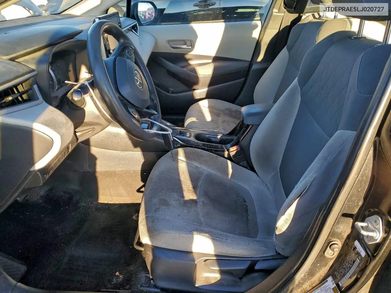 JTDEPRAE5LJ020727 2020 Toyota Corolla Le