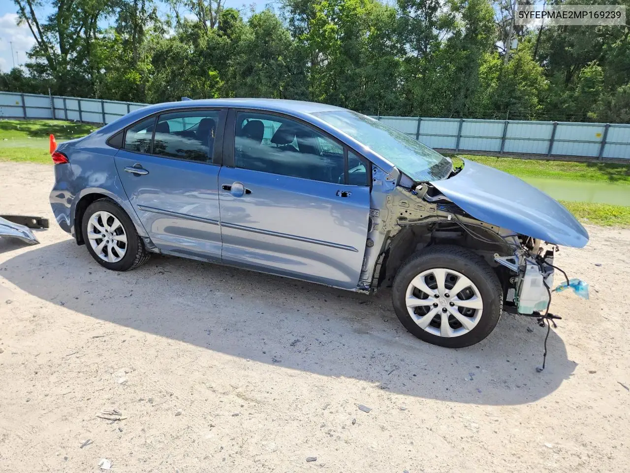 2021 Toyota Corolla Le VIN: 5YFEPMAE2MP169239 Lot: 62114986