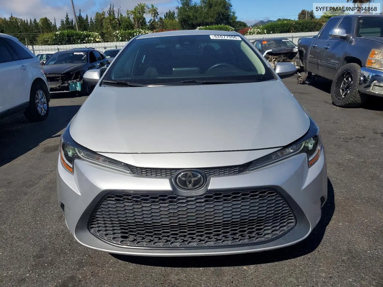 2022 Toyota Corolla Le VIN: 5YFEPMAE9NP294868 Lot: 62077096
