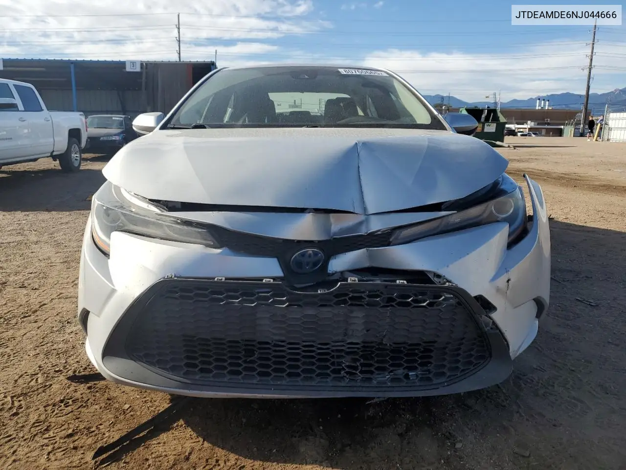 JTDEAMDE6NJ044666 2022 Toyota Corolla Le