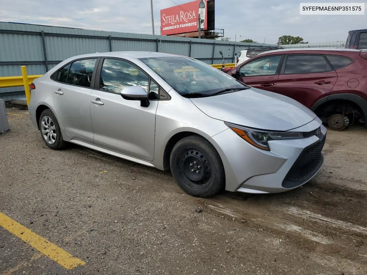 5YFEPMAE6NP351575 2022 Toyota Corolla Le