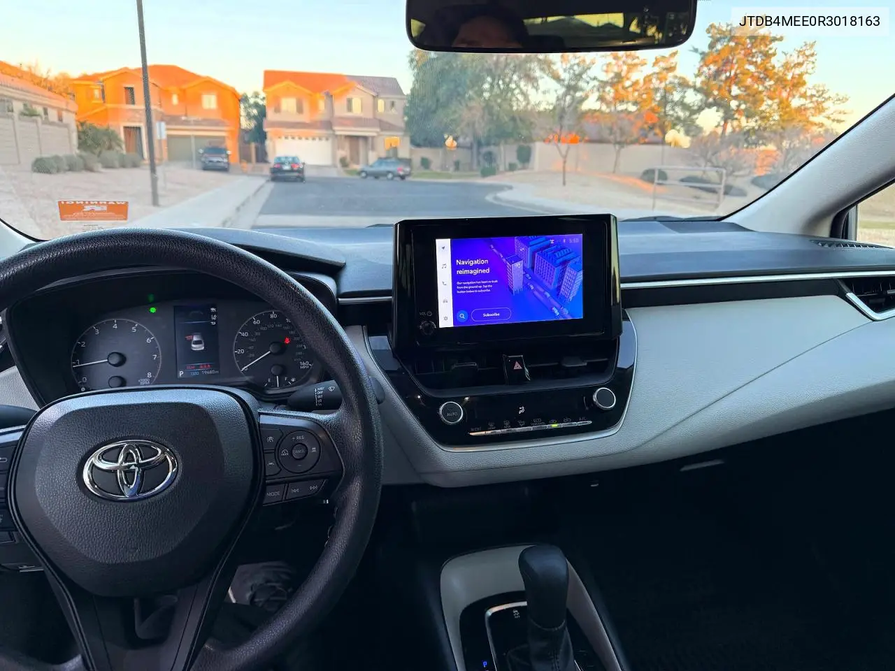 JTDB4MEE0R3018163 2024 Toyota Corolla Le