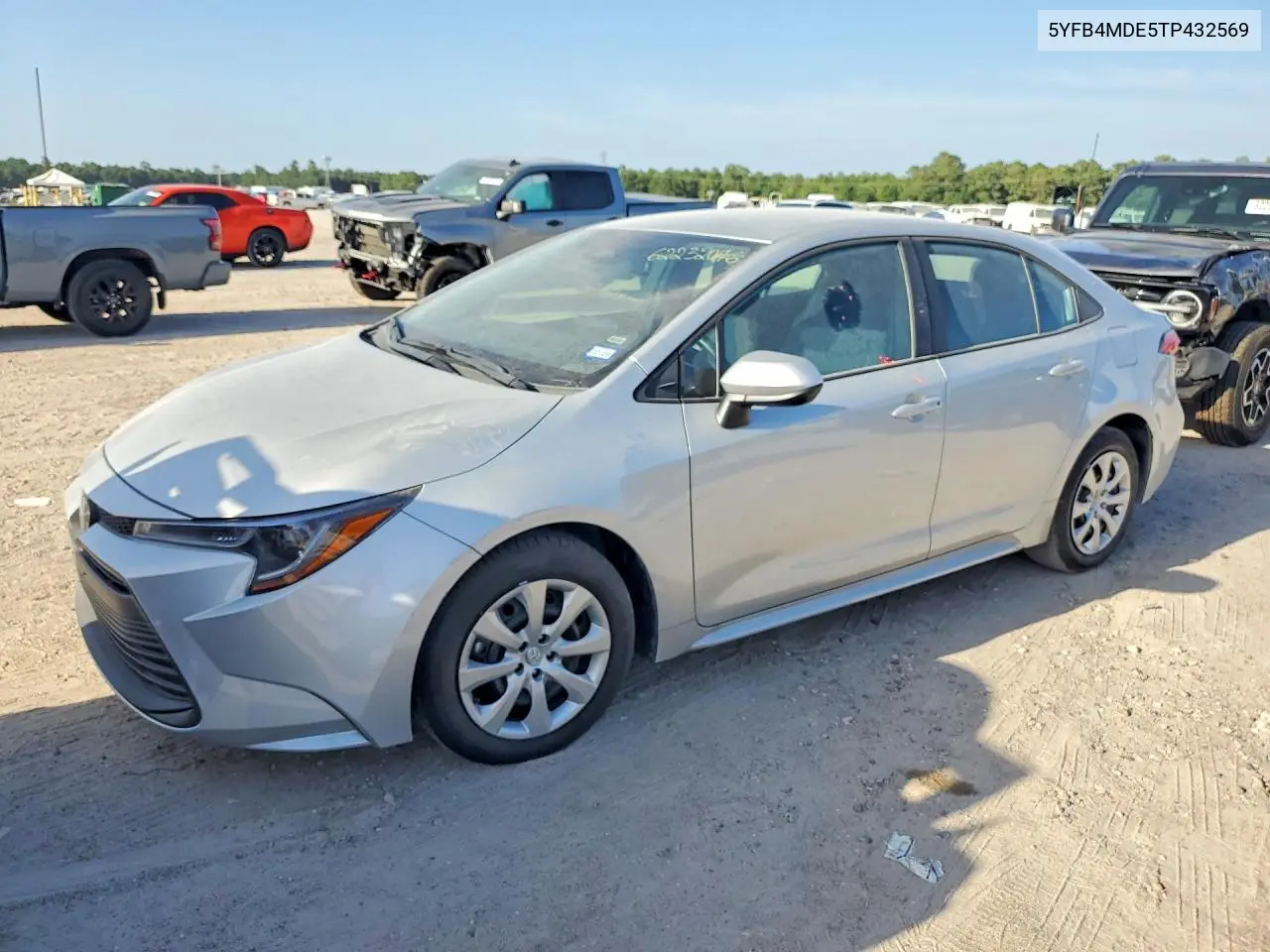 2026 Toyota Corolla Le VIN: 5YFB4MDE5TP432569 Lot: 62232076
