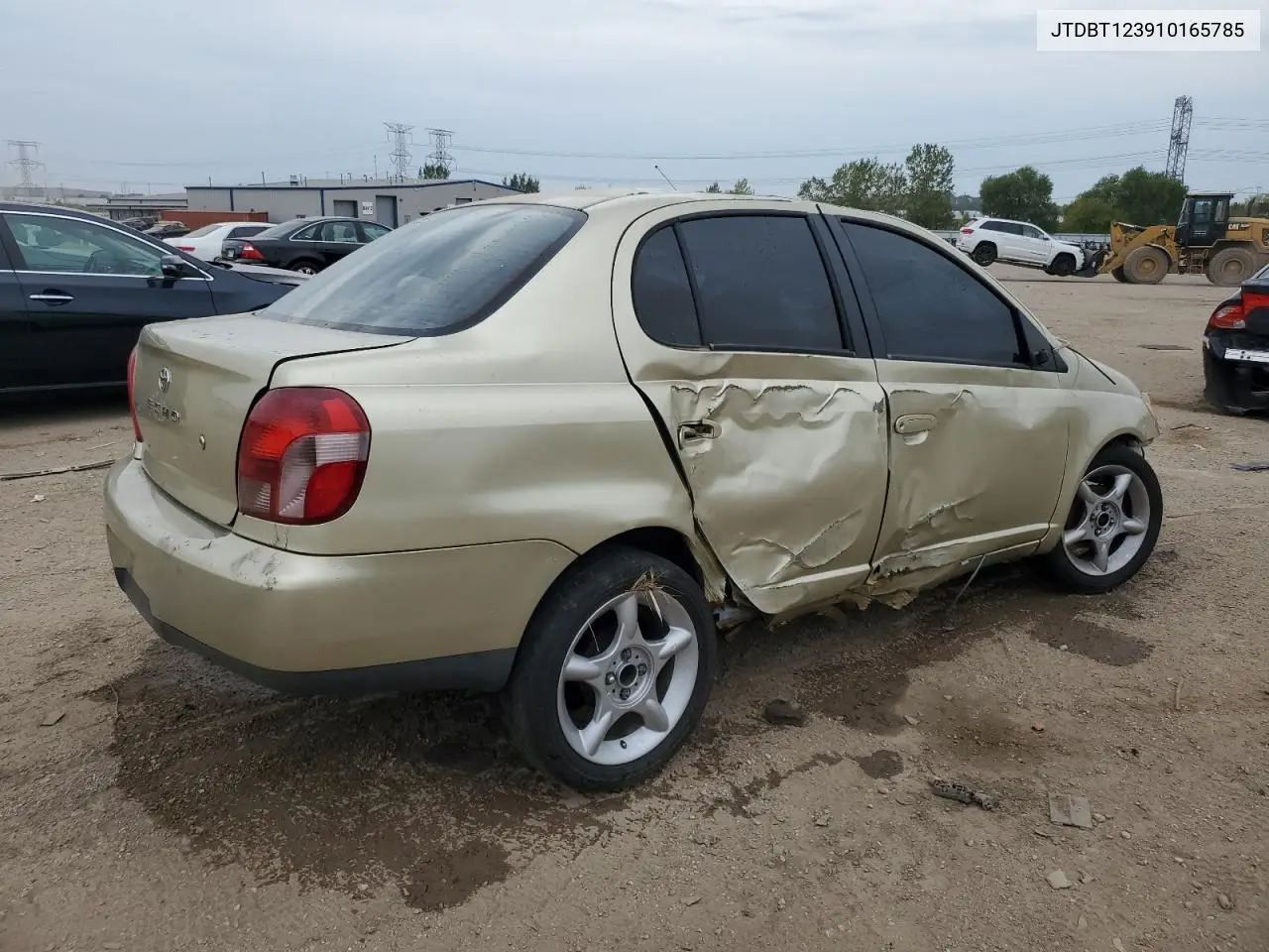 2001 Toyota Echo VIN: JTDBT123910165785 Lot: 81448225