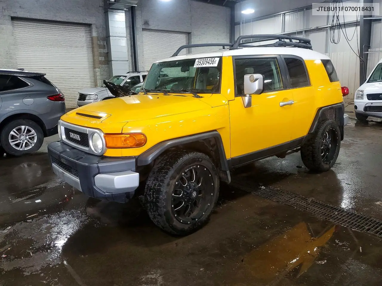 2007 Toyota Fj Cruiser Base VIN: JTEBU11F070018431 Lot: 59309456