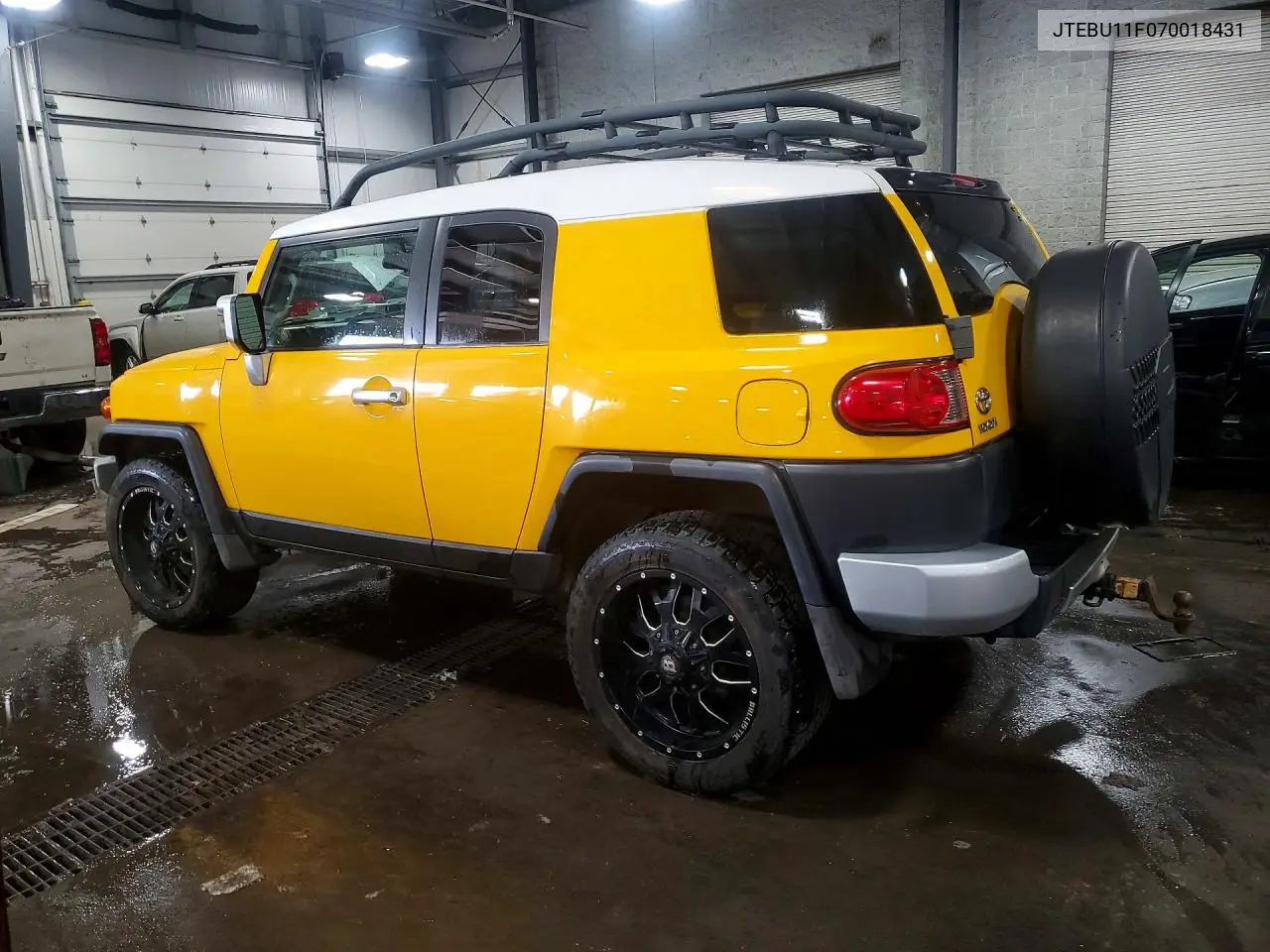 2007 Toyota Fj Cruiser Base VIN: JTEBU11F070018431 Lot: 59309456