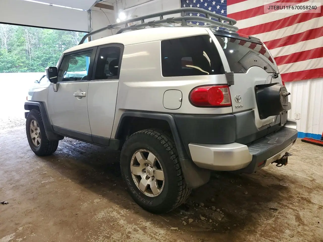 2007 Toyota Fj Cruiser Base VIN: JTEBU11F670058240 Lot: 60158106