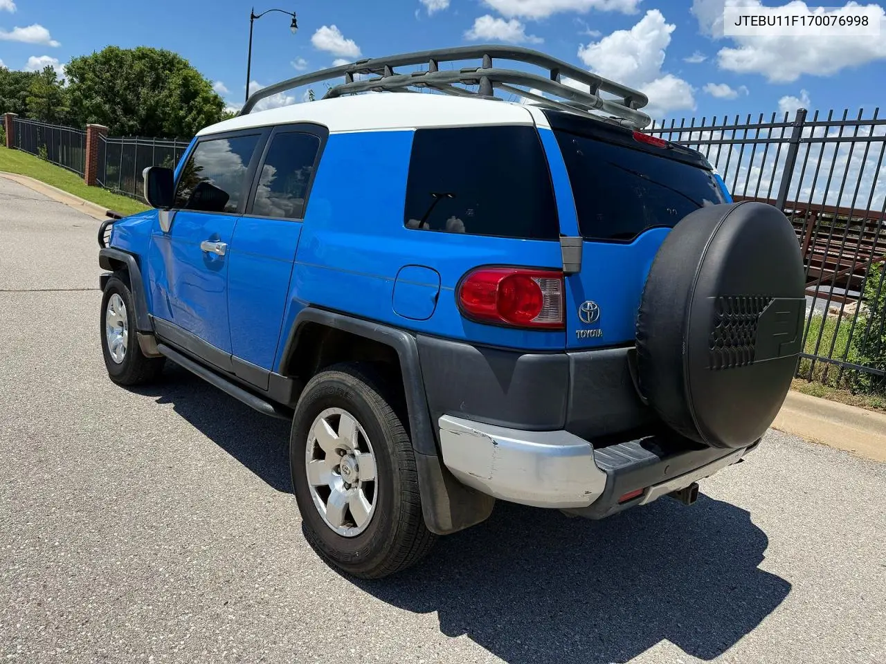 2007 Toyota Fj Cruiser Base VIN: JTEBU11F170076998 Lot: 61203626