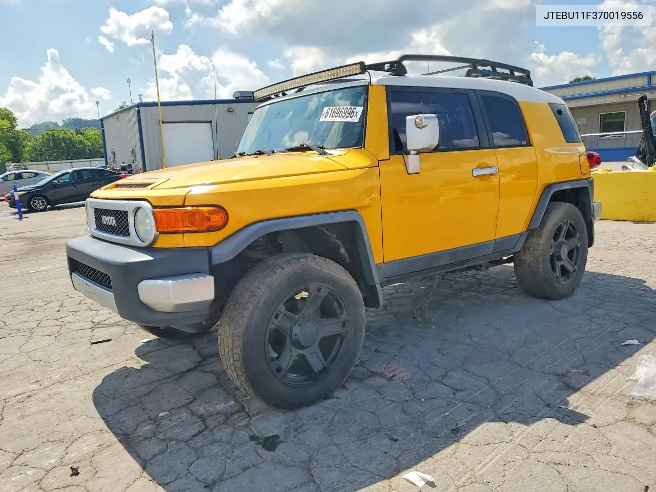2007 Toyota Fj Cruiser Base VIN: JTEBU11F370019556 Lot: 61696996