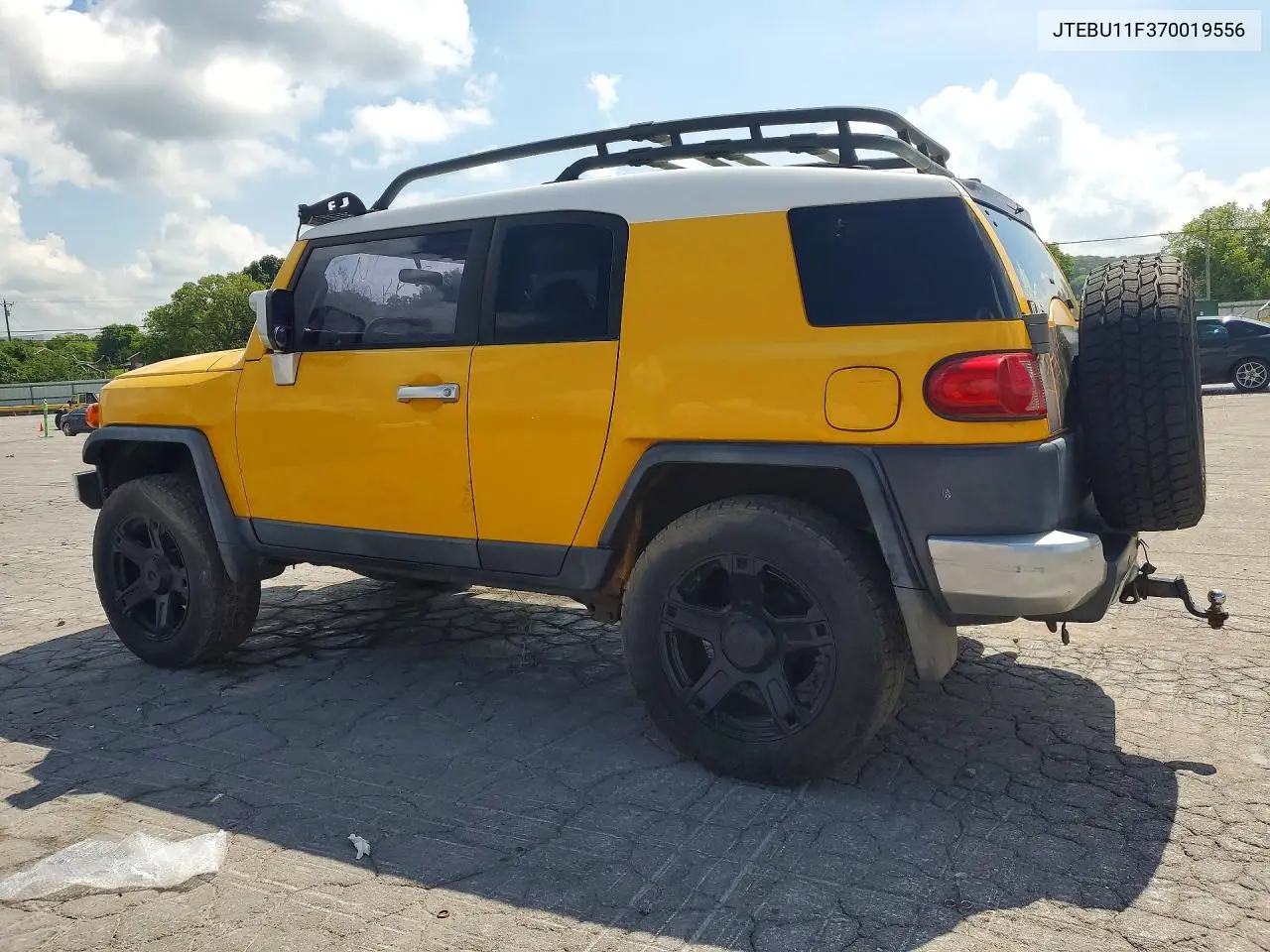 2007 Toyota Fj Cruiser Base VIN: JTEBU11F370019556 Lot: 61696996