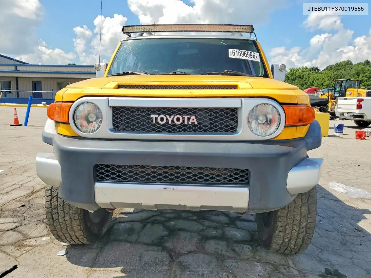 2007 Toyota Fj Cruiser Base VIN: JTEBU11F370019556 Lot: 61696996