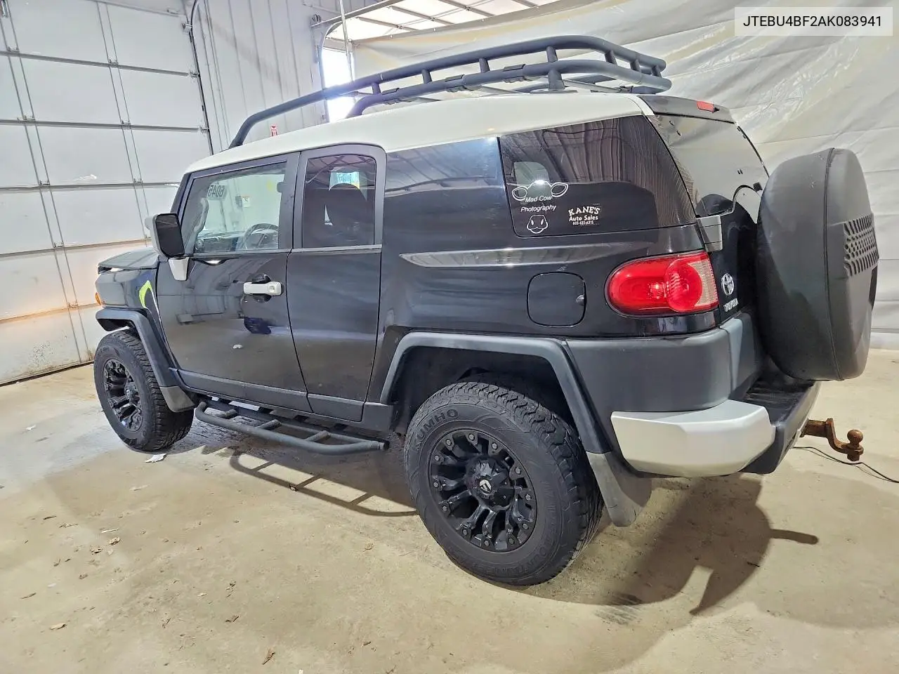 2010 Toyota Fj Cruiser Base VIN: JTEBU4BF2AK083941 Lot: 60455356