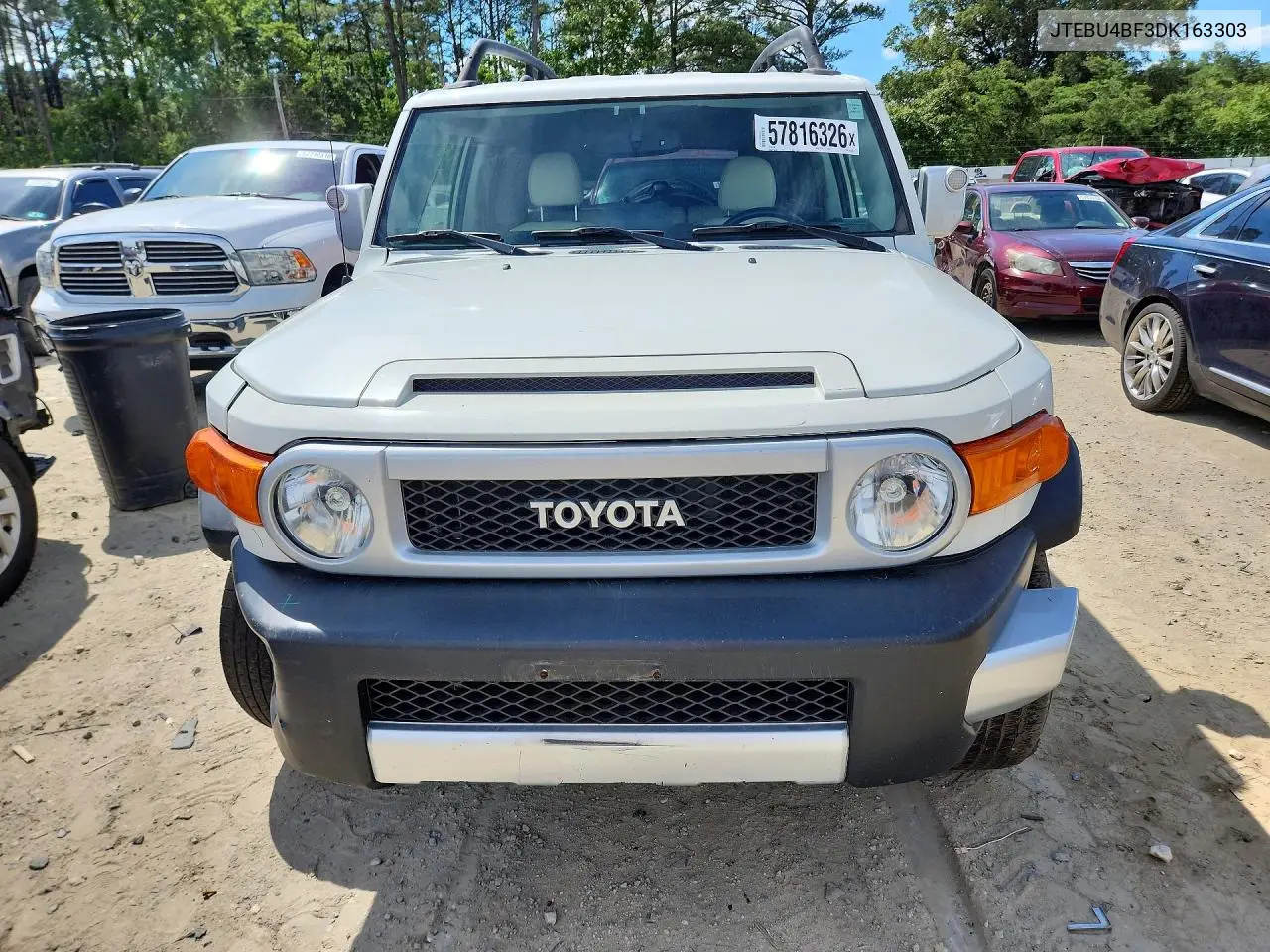 2013 Toyota Fj Cruiser Base VIN: JTEBU4BF3DK163303 Lot: 57816326