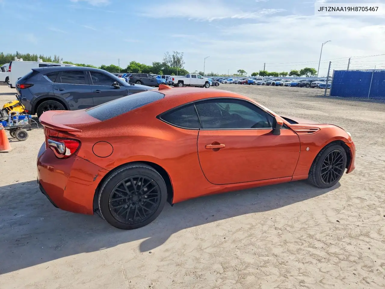 2017 Toyota 86 Base VIN: JF1ZNAA19H8705467 Lot: 61680386