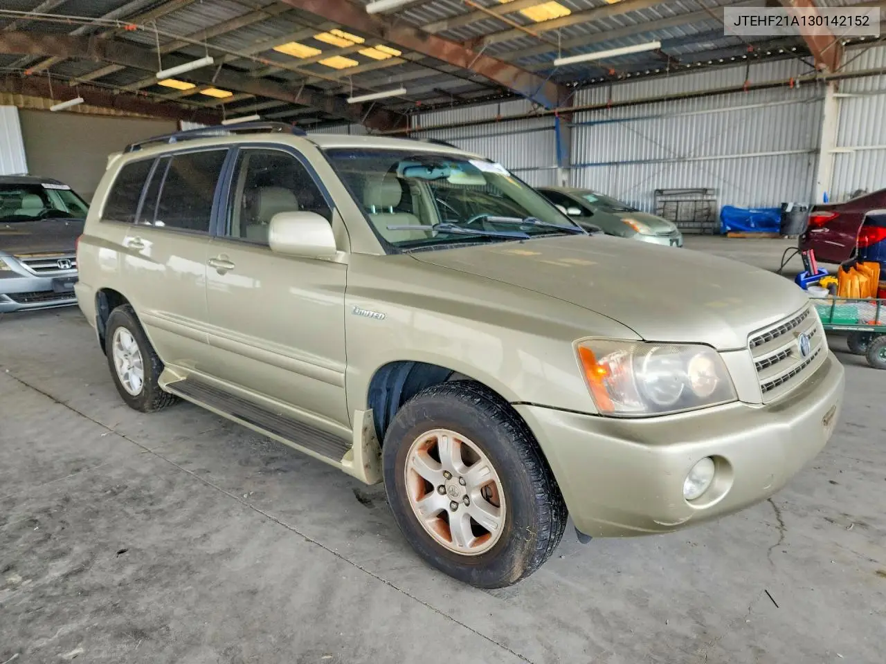 JTEHF21A130142152 2003 Toyota Highlander