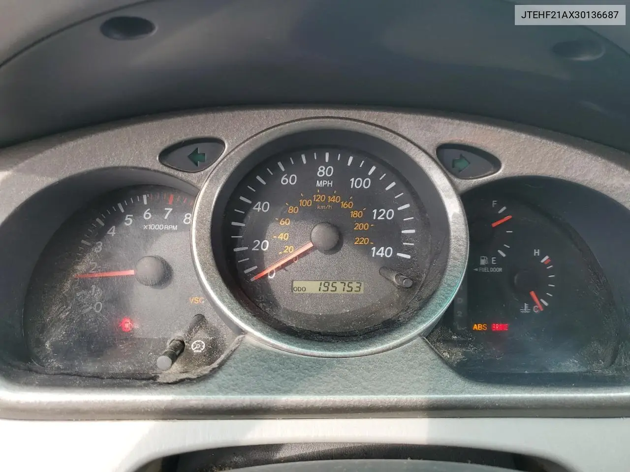 JTEHF21AX30136687 2003 Toyota Highlander Limited