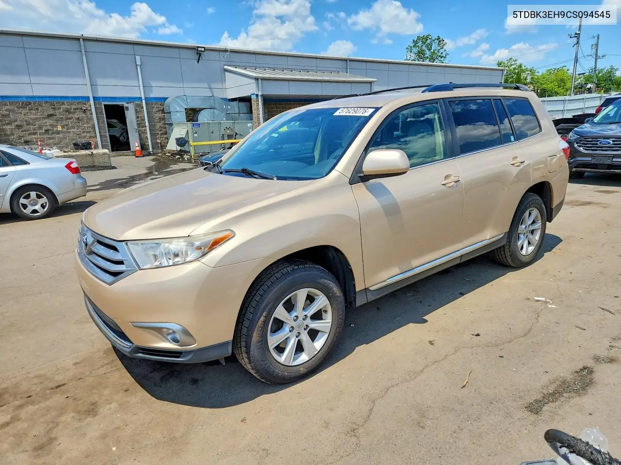 2012 Toyota Highlander Base VIN: 5TDBK3EH9CS094545 Lot: 57629076
