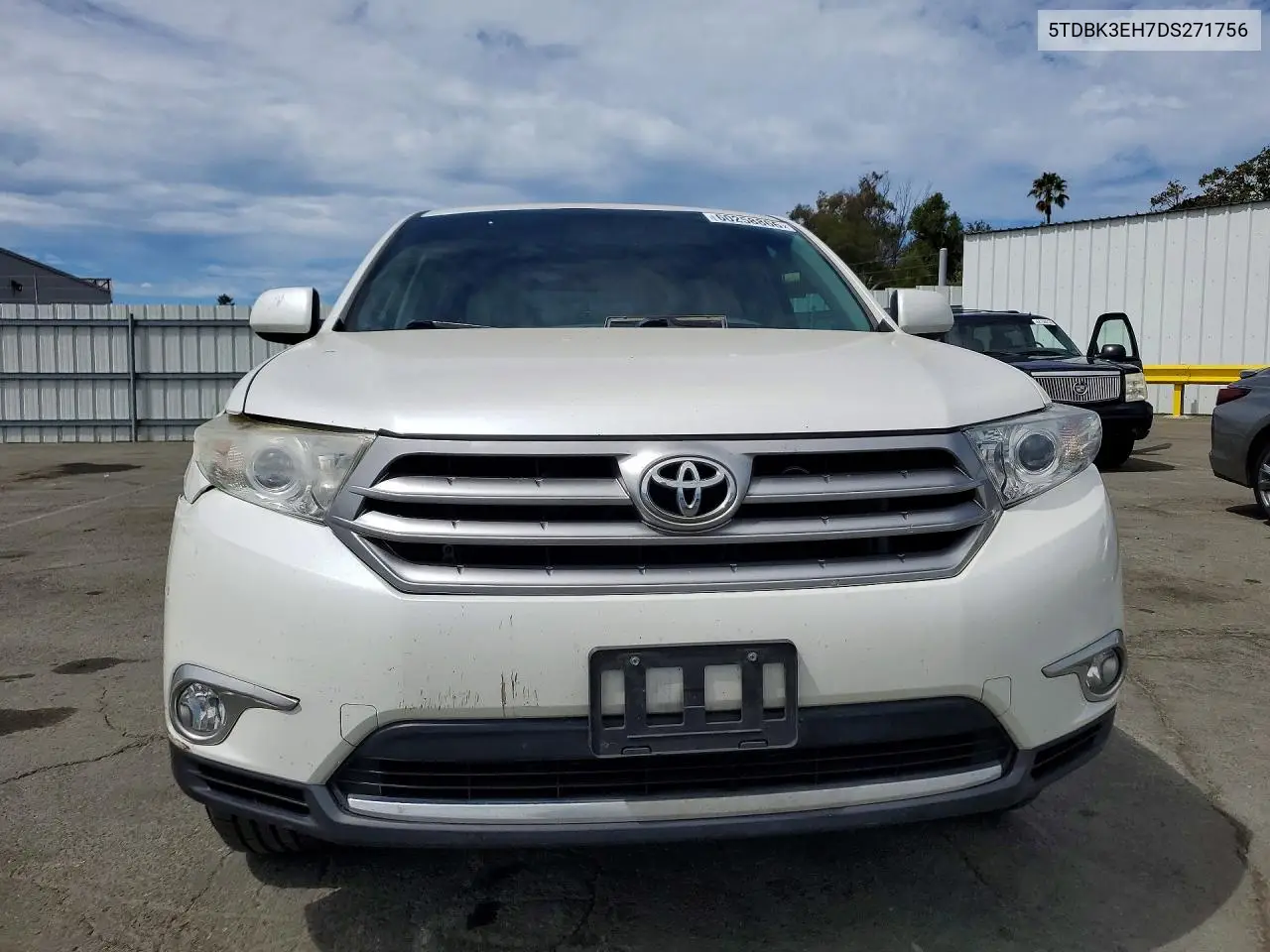 5TDBK3EH7DS271756 2013 Toyota Highlander Se