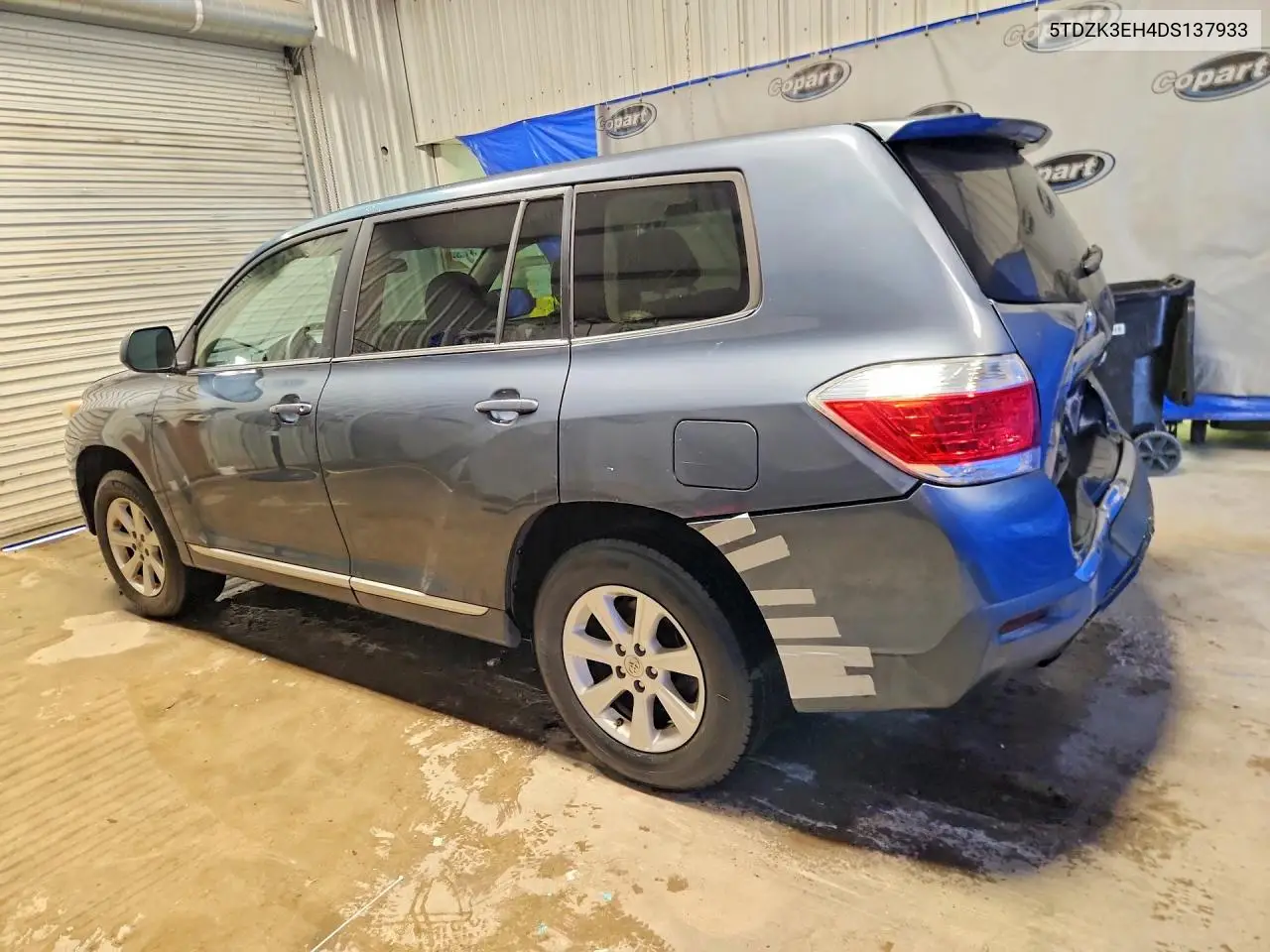 2013 Toyota Highlander Base VIN: 5TDZK3EH4DS137933 Lot: 61774946